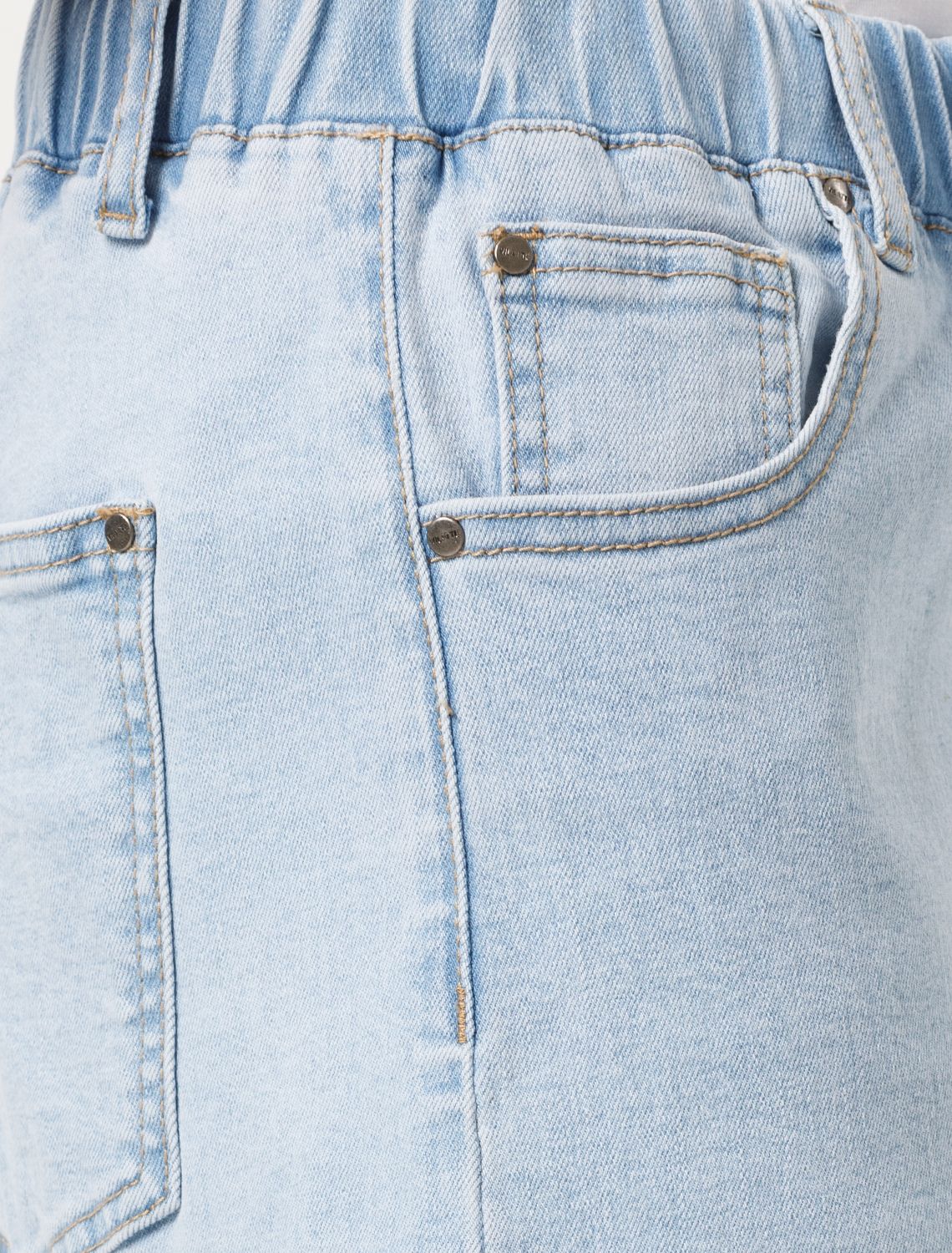 Шорты из эластичного денима D58.027 светло-голубой