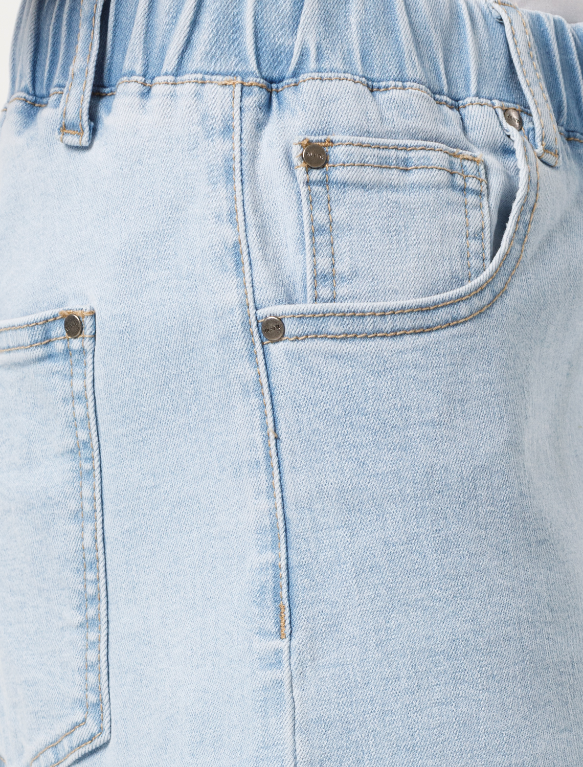 Шорты из эластичного денима D58.027 светло-голубой