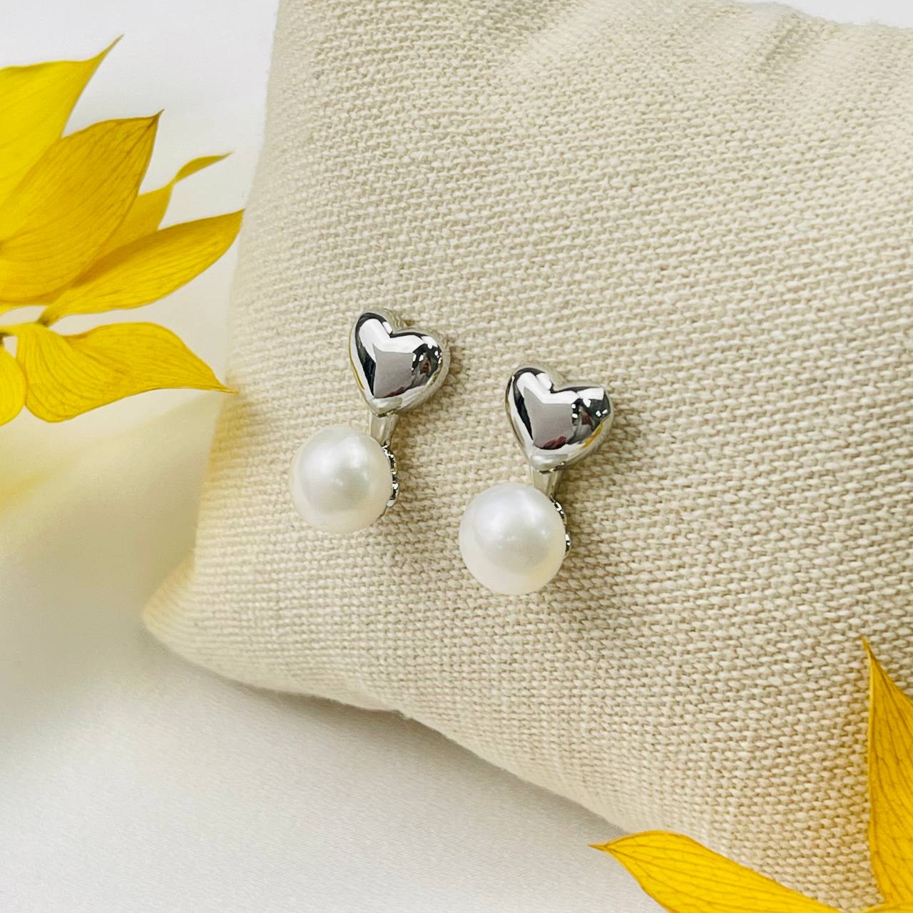 Радуга Самоцветов Серьги-пусеты из речного Жемчуга