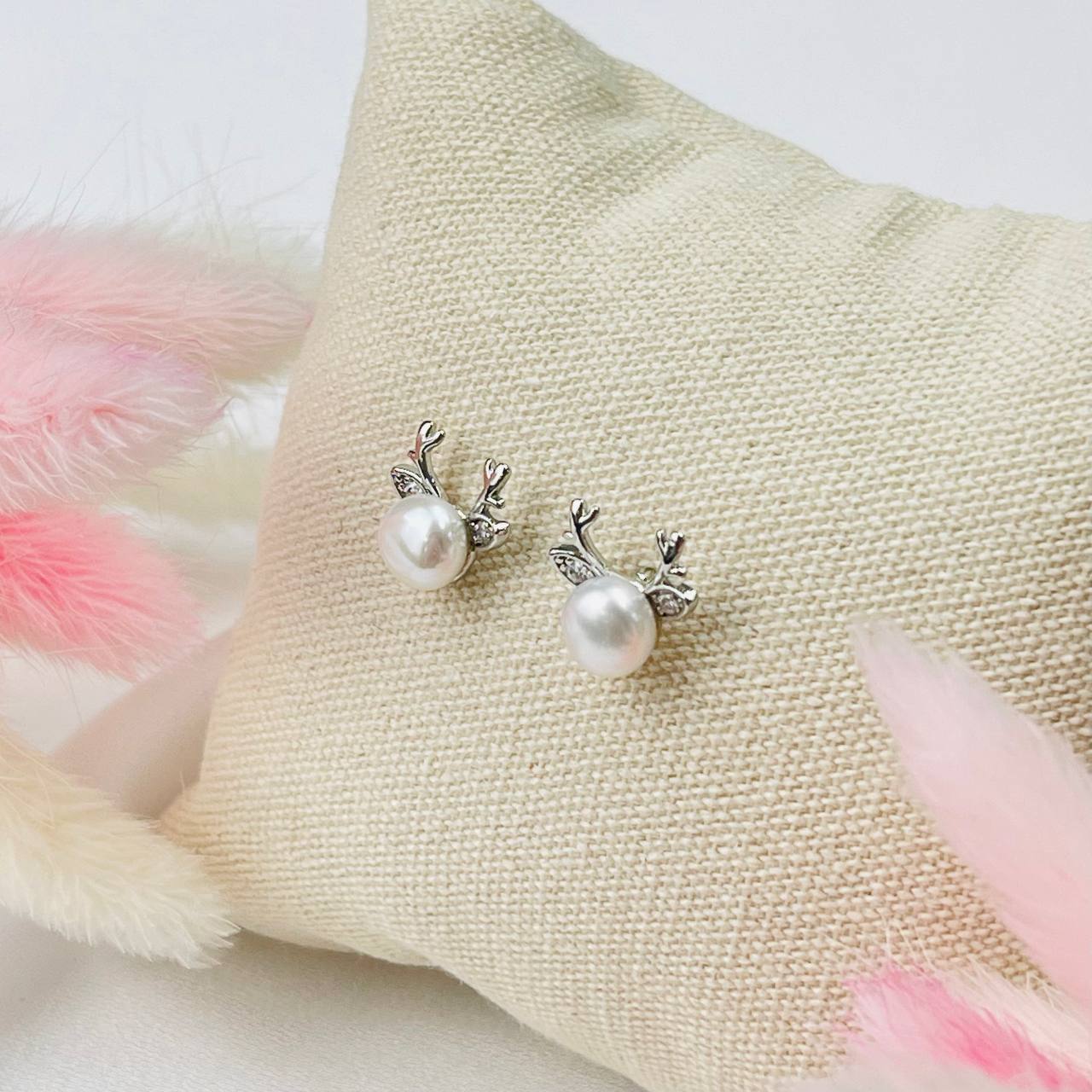 Радуга Самоцветов Серьги-пусеты из речного Жемчуга