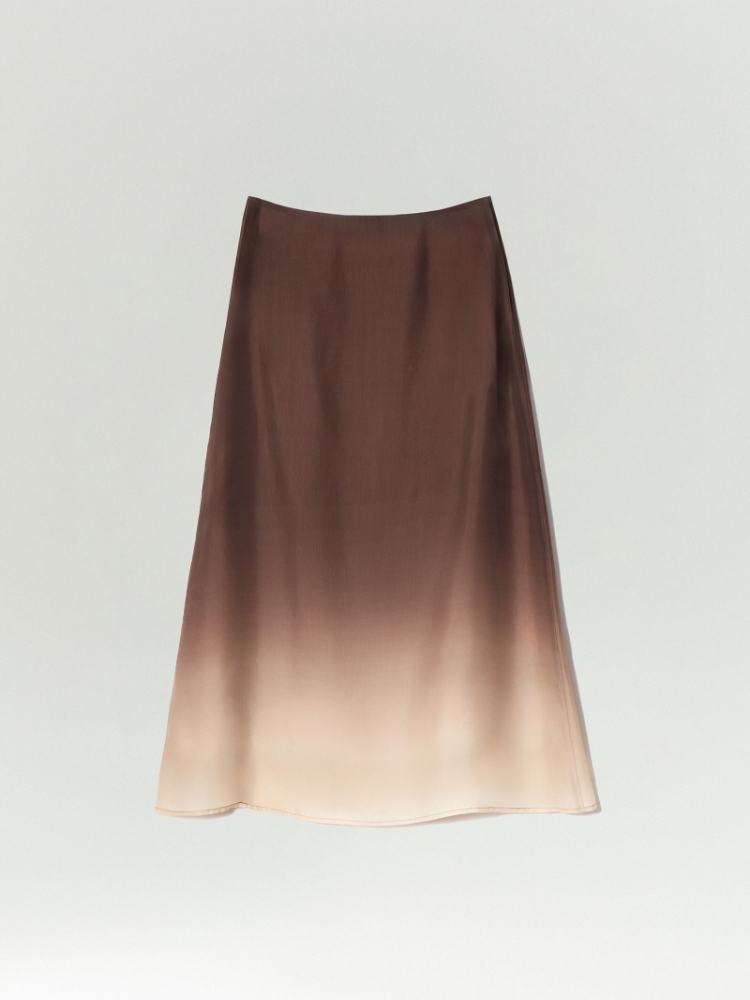 Юбка миди с градиентом ,
100% вискоза ,