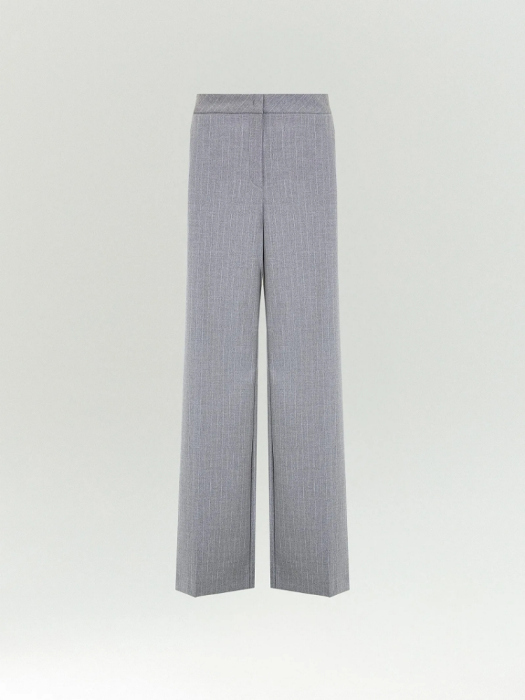 Брюки прямого кроя в полоску ,
69% полиэстер, 29% вискоза, 2% эластан ,