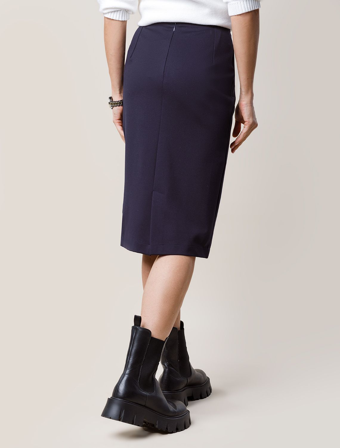 Ст.цена 1990р Юбка-карандаш из плотного джерси D46.035 синий