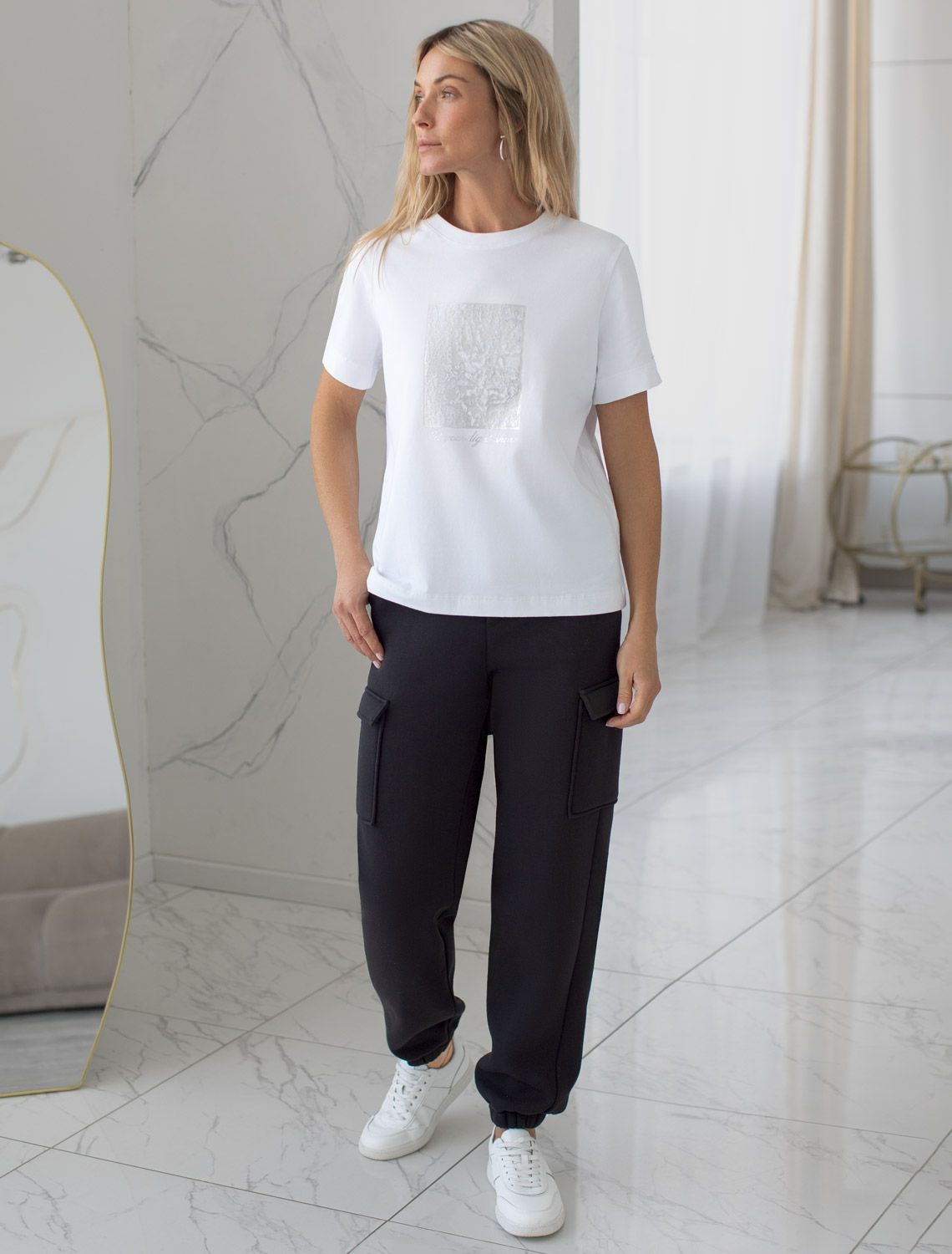 Футболка из премиального хлопка с авторским принтом D49.110 белый_light shine