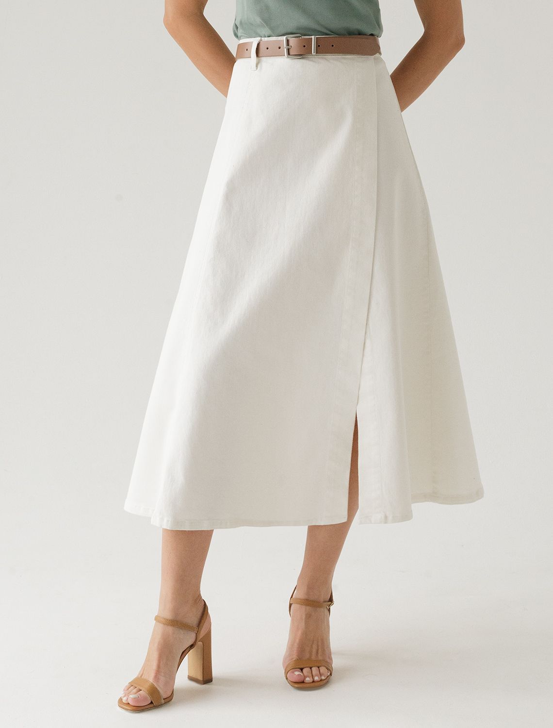 Юбка на запАх из эластичного денима D56.112 белый