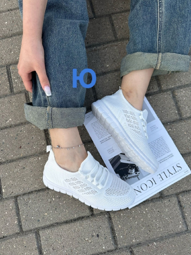 КРОССОВКИ