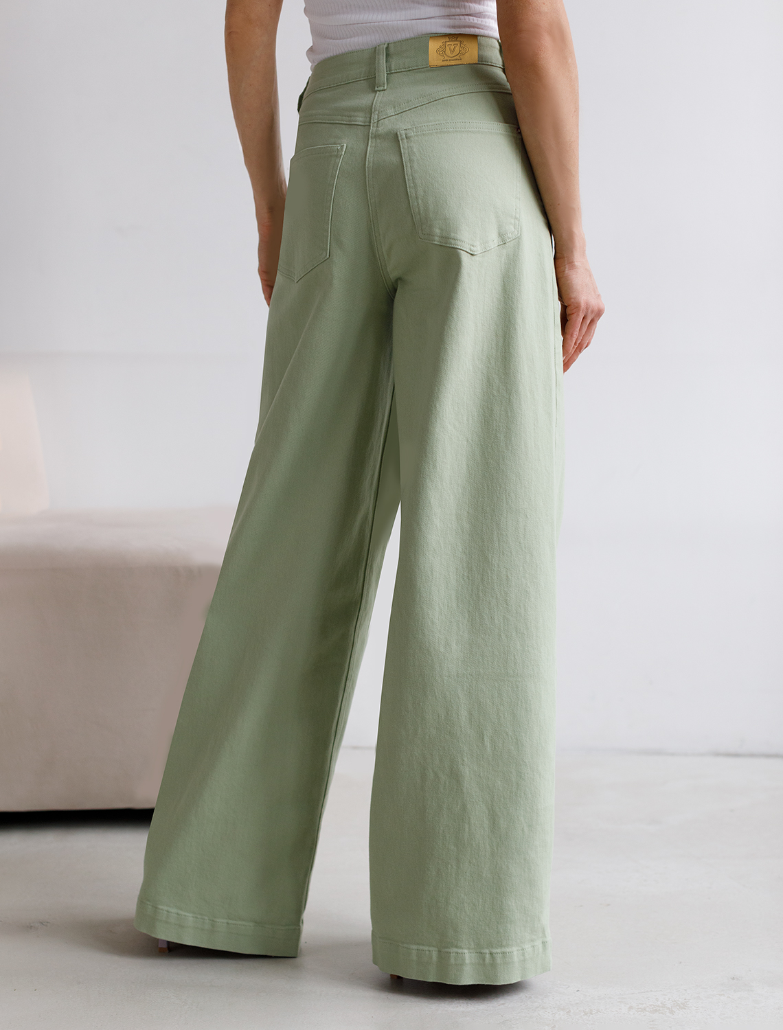 Джинсы из денима с эластаном D54.137 светло-оливковый