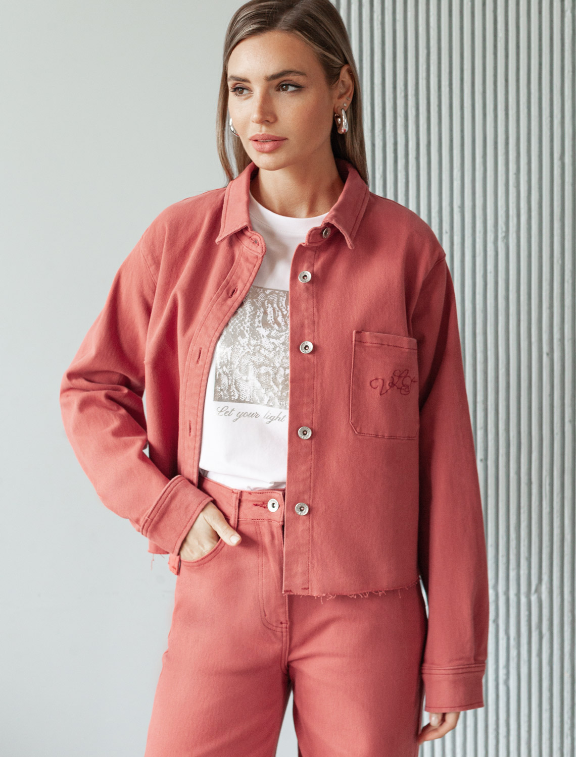 Куртка из денима с эластаном D51.033 темно-коралловый