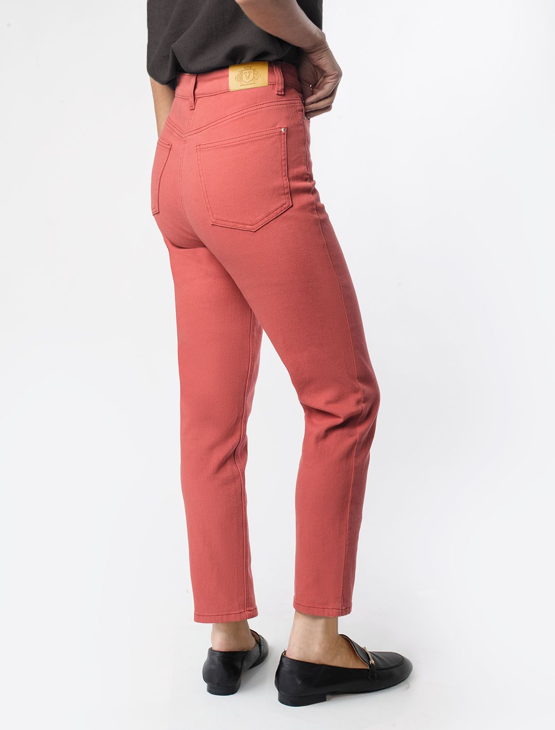 Джинсы из денима с эластаном D54.130 темно-коралловый