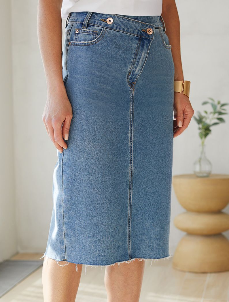 Юбка с ассиметричной застежкой из эластичного денима D56.119 синий