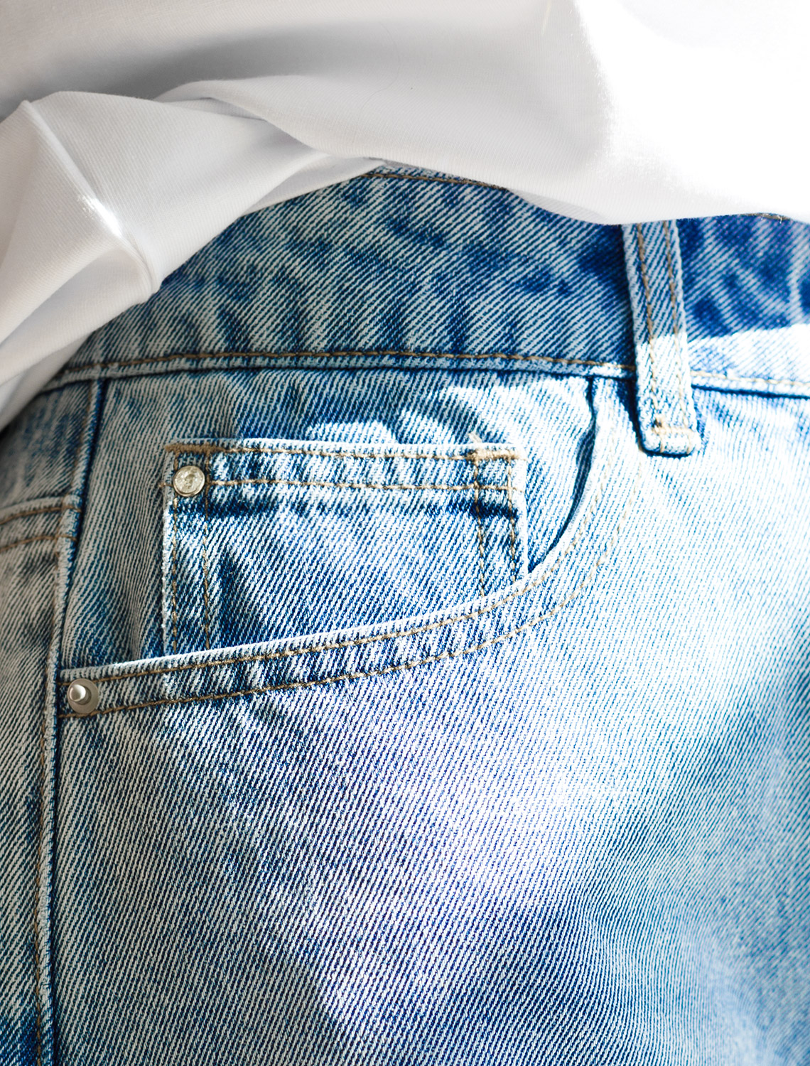 Шорты из эластичного денима D58.030 голубой