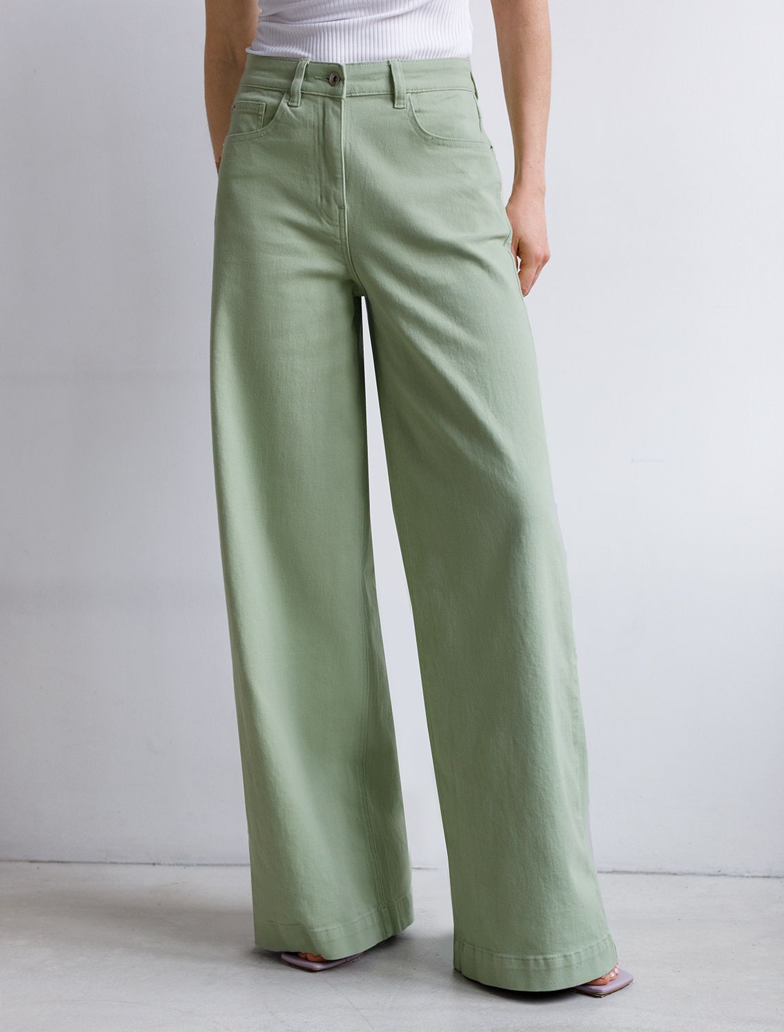 Джинсы из денима с эластаном D54.137 светло-оливковый