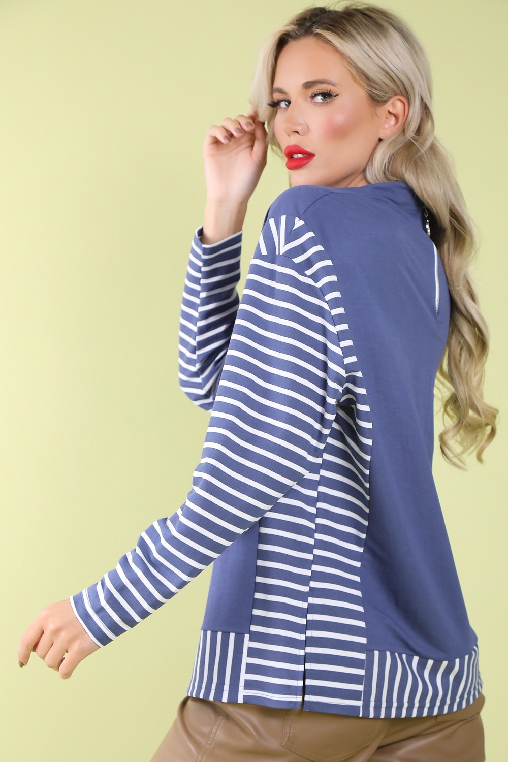 СТ. ЦЕНА 1250 руб//Лонгслив Найди баланс (фиалка)