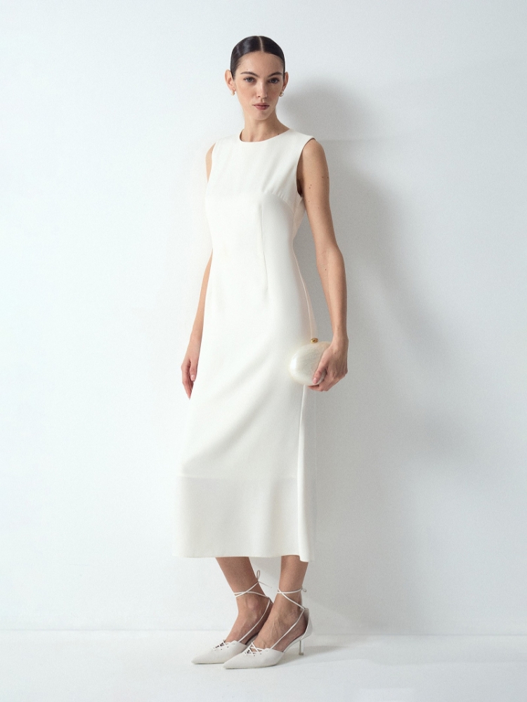 Платье-футляр миди без рукавов ,
100% полиэстер ,