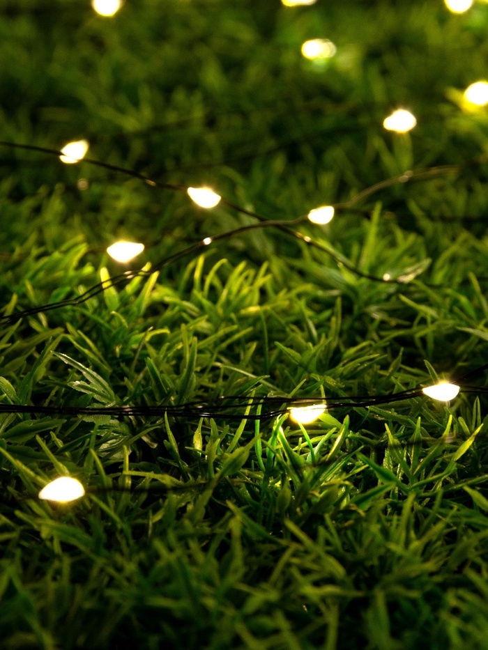 Гирлянда «Нить», 10 м, роса, IP44, 100 LED, 2 режима, солнечная батарея, серебристая нить, свечение тёплое белое