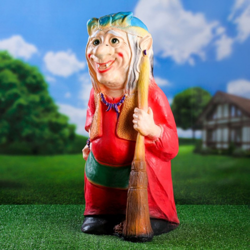 Садовая фигура из гипса «Бабка-Ёжка стоя», 33×35×65 см, МИКС
