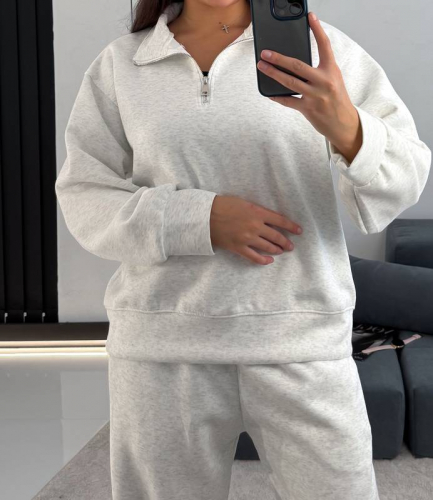 Костюм спортивный