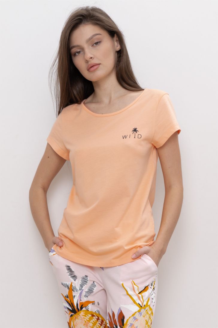 Футболка полуприлегающего силуэта с коротким рукавом