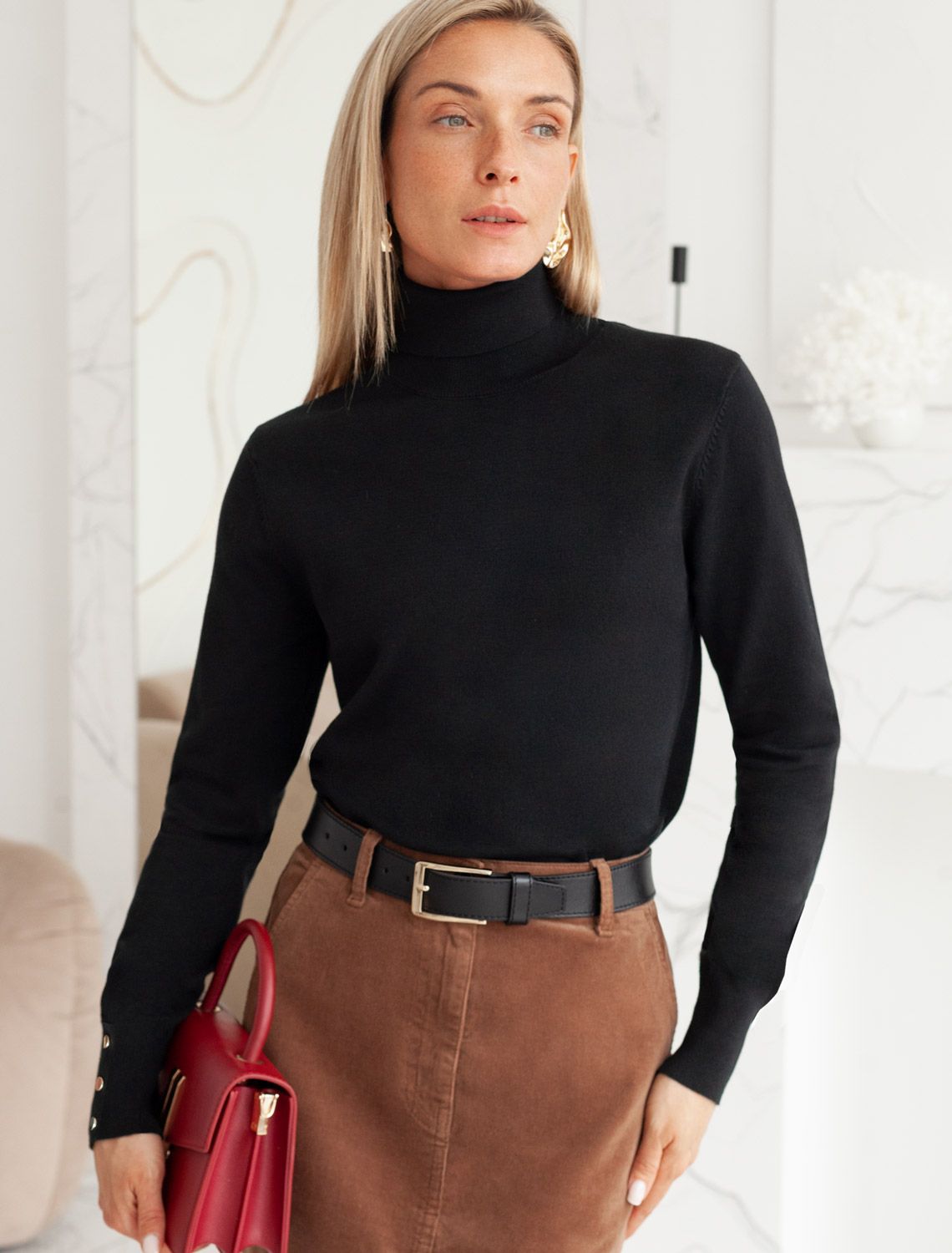 Ст.цена 1890р Водолазка тонкой вязки из хлопка с нейлоном D34.197 черный