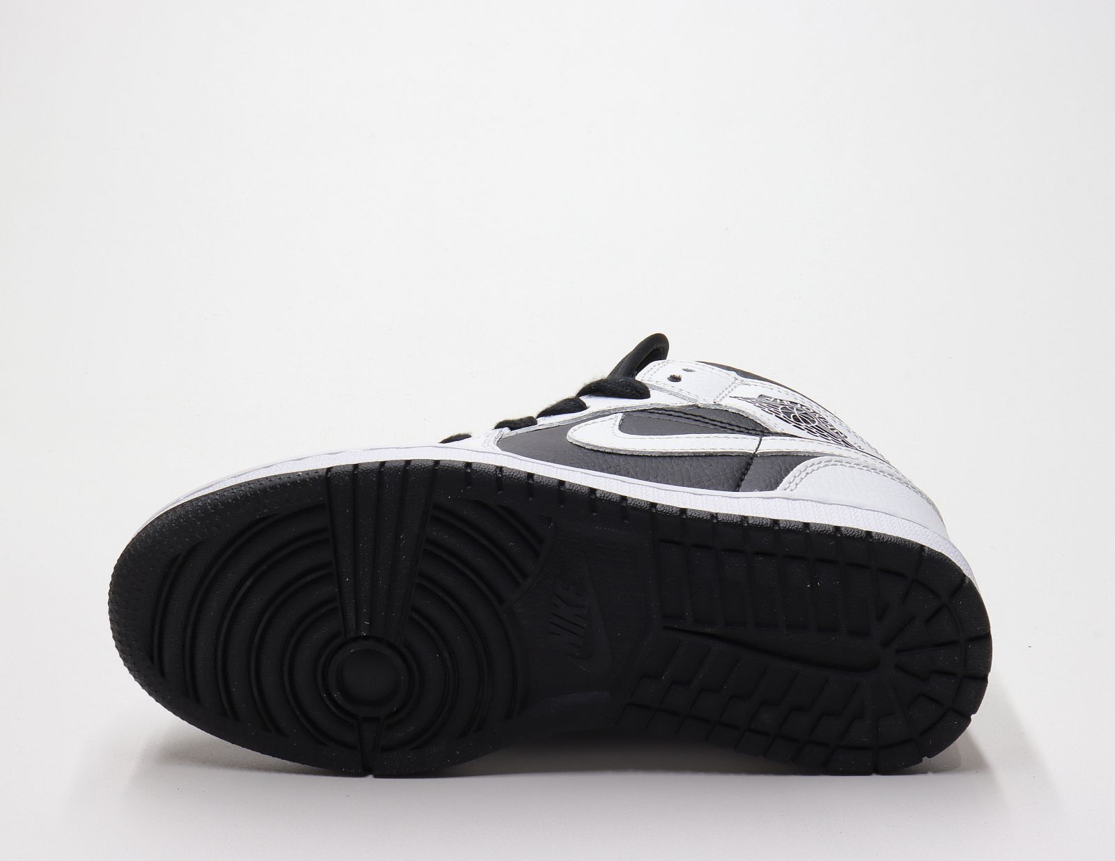 Кроссовки Nike Air Jordan 1 Mid SE (36-41)р. / шт.