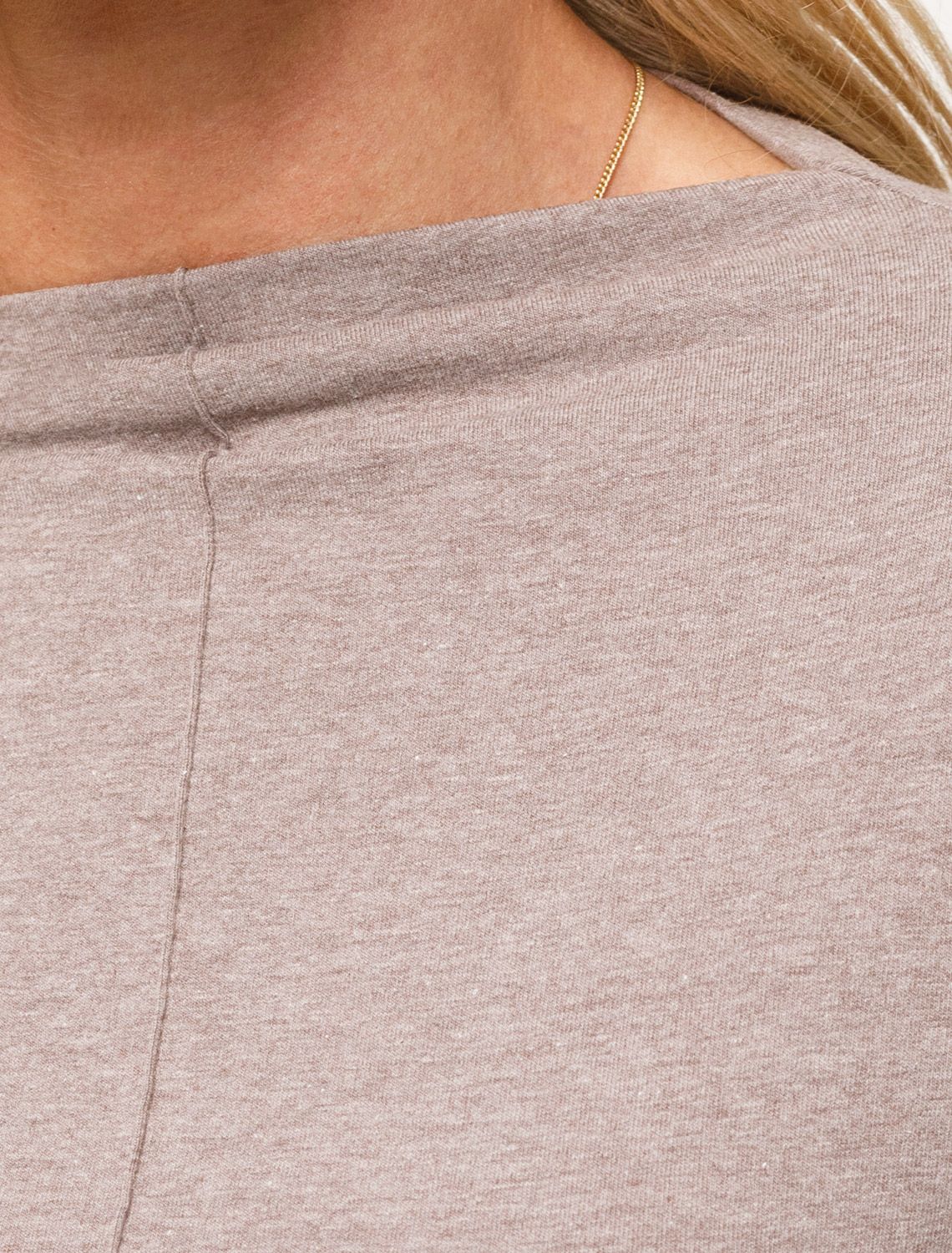 Джемпер с цельнокроеным воротом из премиального хлопка D49.113 кофейный меланж