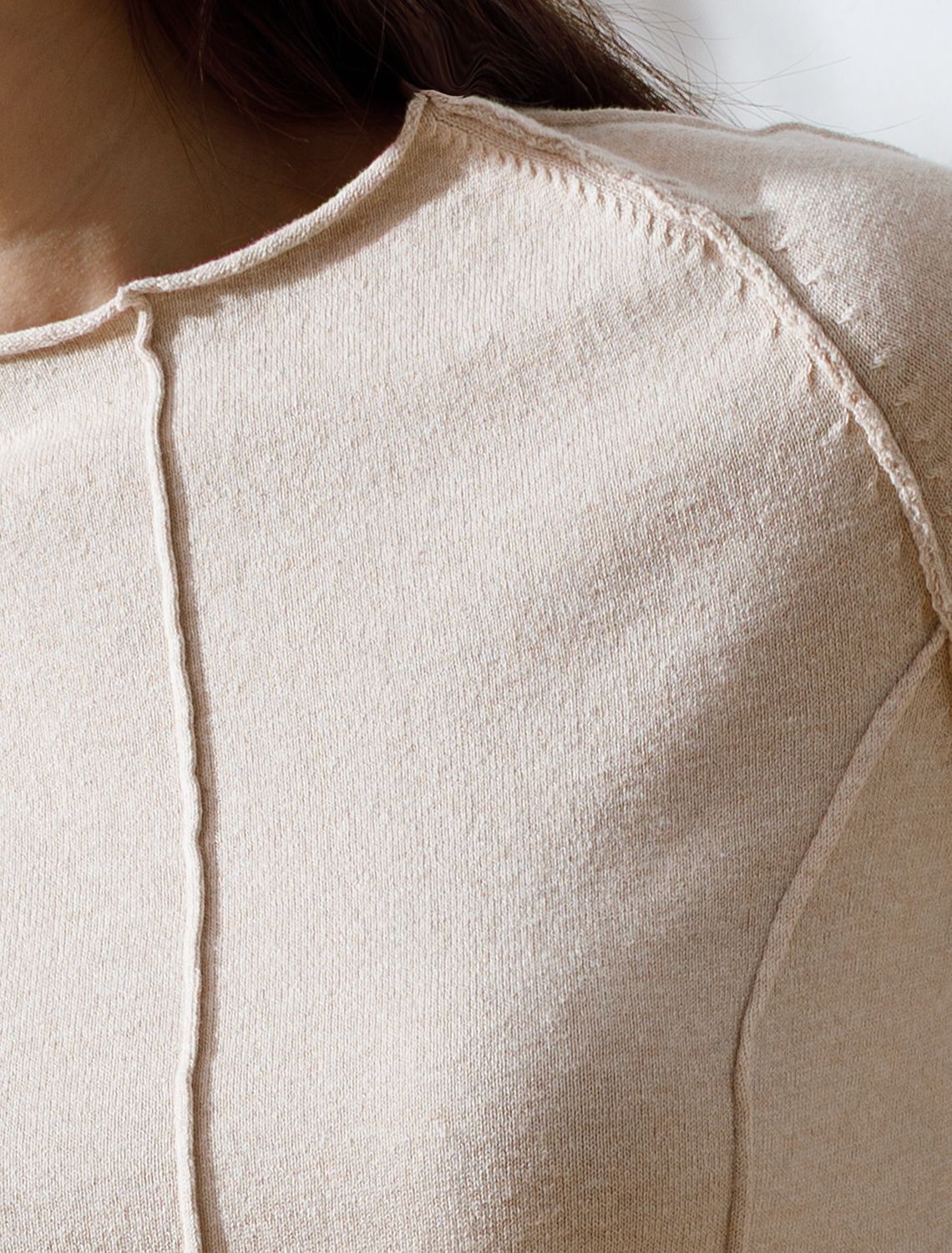 Джемпер тонкой вязки из хлопка с нейлоном D39.354 бежевый меланж