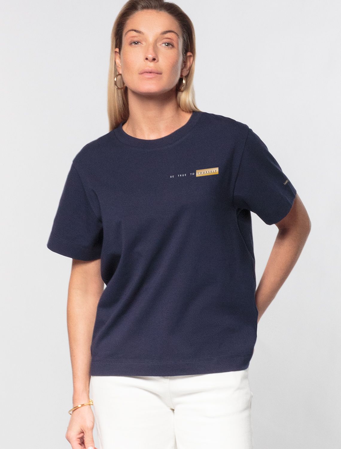 Ст.цена 1390р Футболка из премиального хлопка с принтом фольгой D49.977 темно-синий_yourself