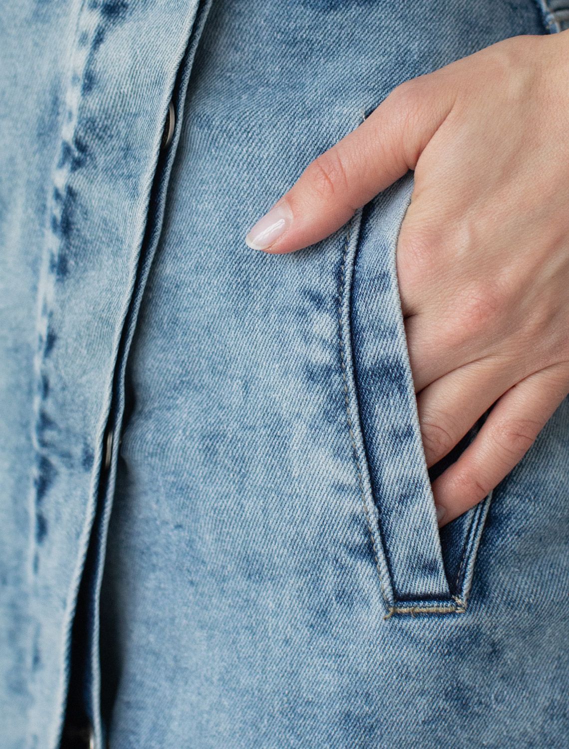 Ст.цена 2490р Юбка на запАх из эластичного денима D56.057 синий