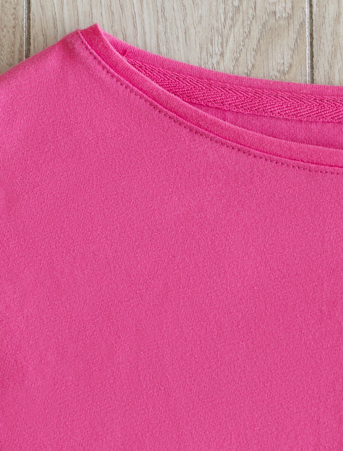 Футболка с цельнокроеным рукавом D49.088 розовая фуксия