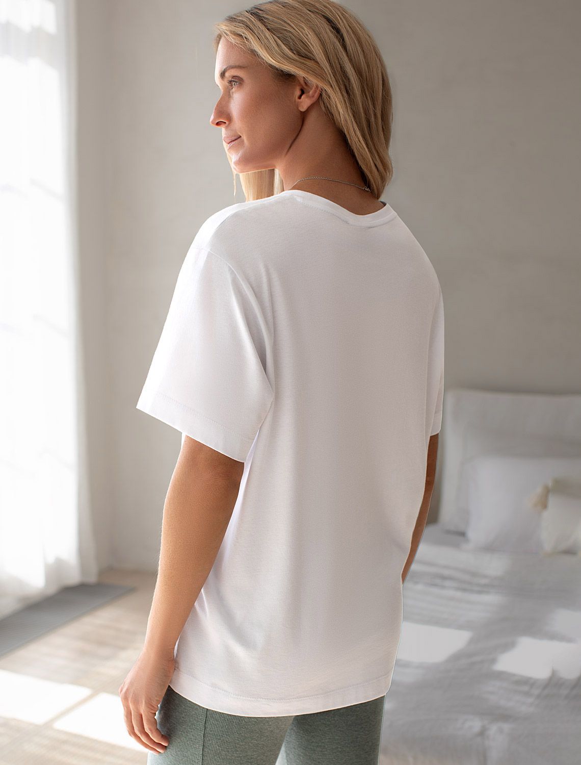 Футболка из премиального хлопка с авторским принтом D49.089 белый_inspire