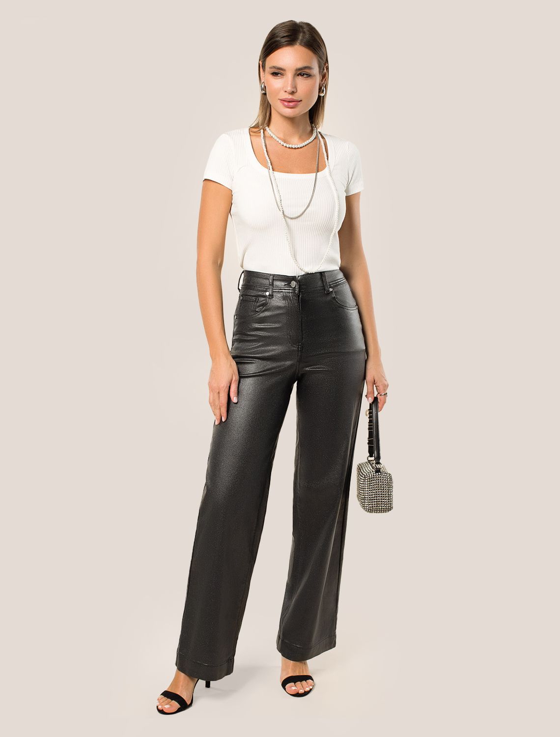 Ст.цена 1350р Футболка из трикотажа в широкий рубчик D49.029 молочный