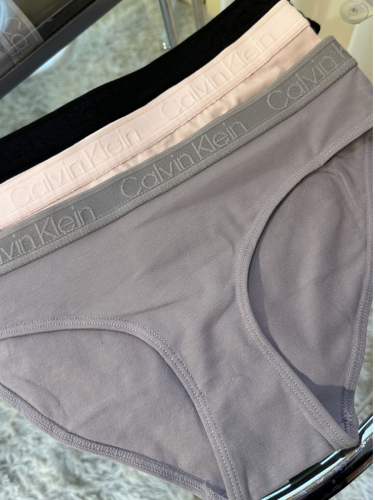 Комплект трусов CALVIN KLEIN980  3шт/кор