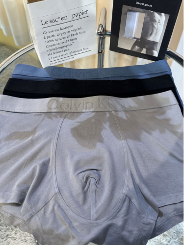 Комплект трусов CALVIN KLEIN 982  3шт/кор