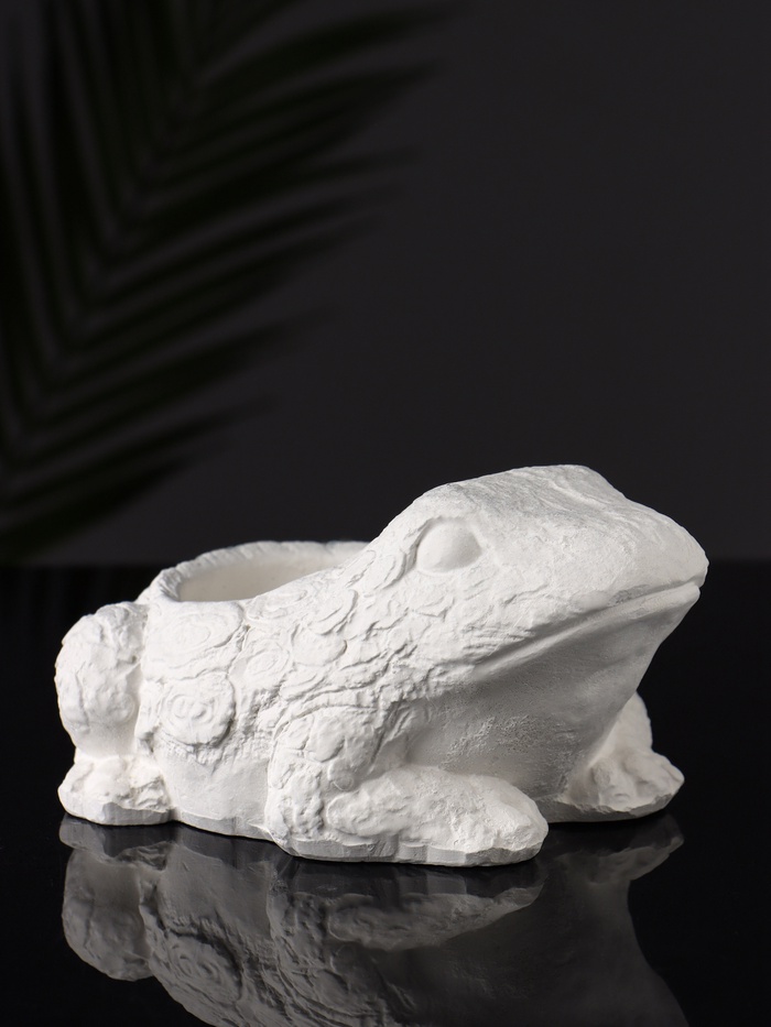 Фигурное кашпо для цветов «Лягушка», гипс, 14×12×9 см