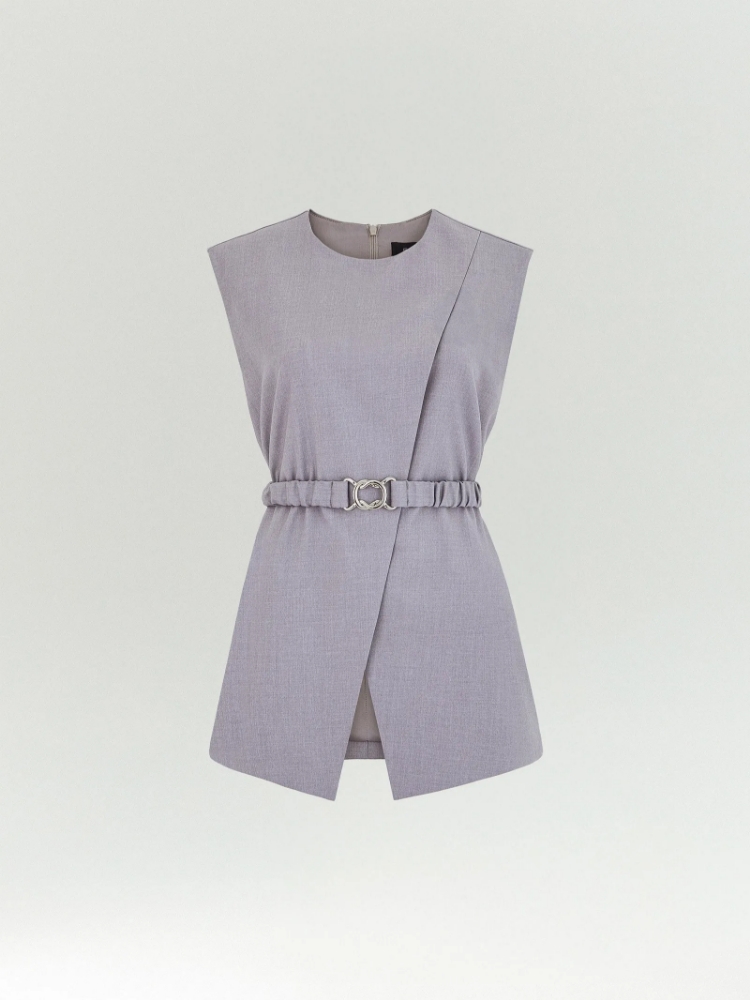 Топ из костюмной ткани с поясом ,
60% полиэстер, 37% вискоза, 3% эластан ,