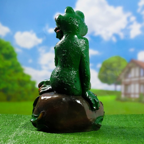 Садовая фигура из гипса «Лягушка на камне», 52×23×30 см