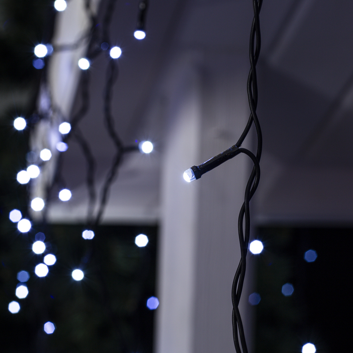 УЦЕНКА Гирлянда «Бахрома» 3 × 0.6 м, IP44, УМС, 220 В, тёмная нить, 160 SMD-LED, свечение белое