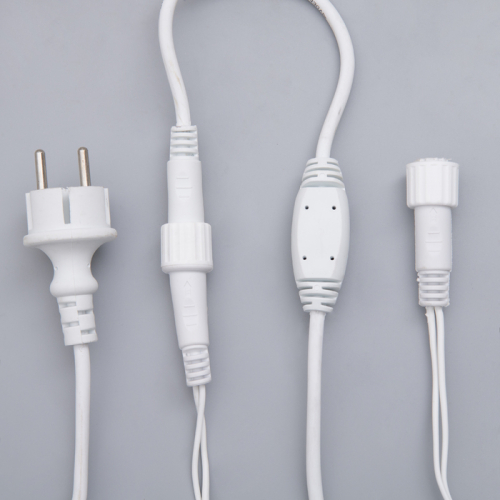 УЦЕНКА Гирлянда «Бахрома» 3 × 0.6 м, IP44, УМС, белая нить, 160 LED, свечение жёлтое, мерцание белым, 220 В