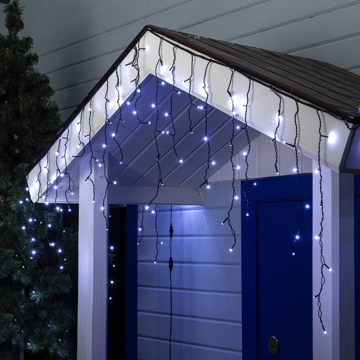 УЦЕНКА Гирлянда «Бахрома» 3 × 0.6 м, IP44, УМС, 220 В, тёмная нить, 160 SMD-LED, свечение белое