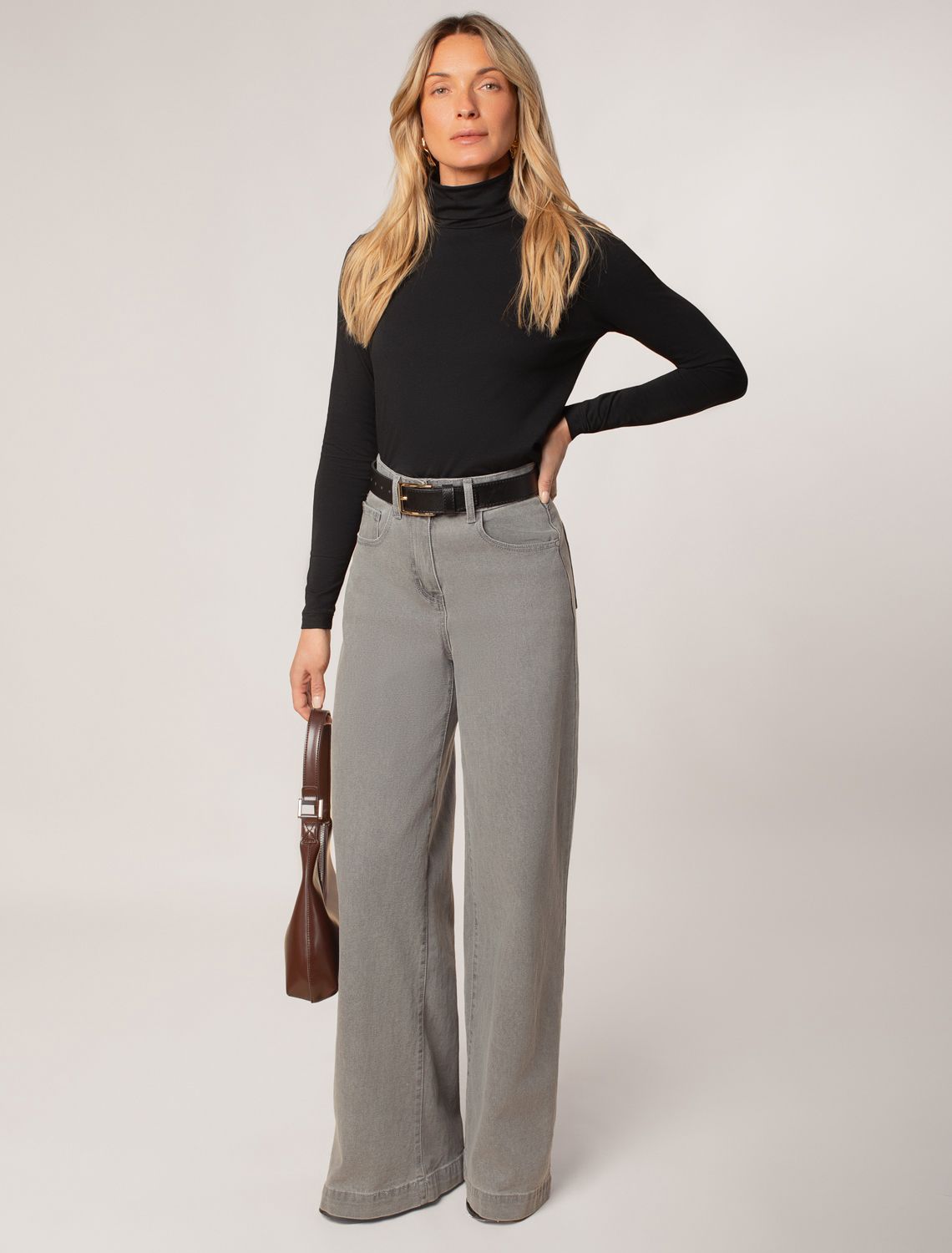 Водолазка из премиального хлопка с эластаном D49.115 черный