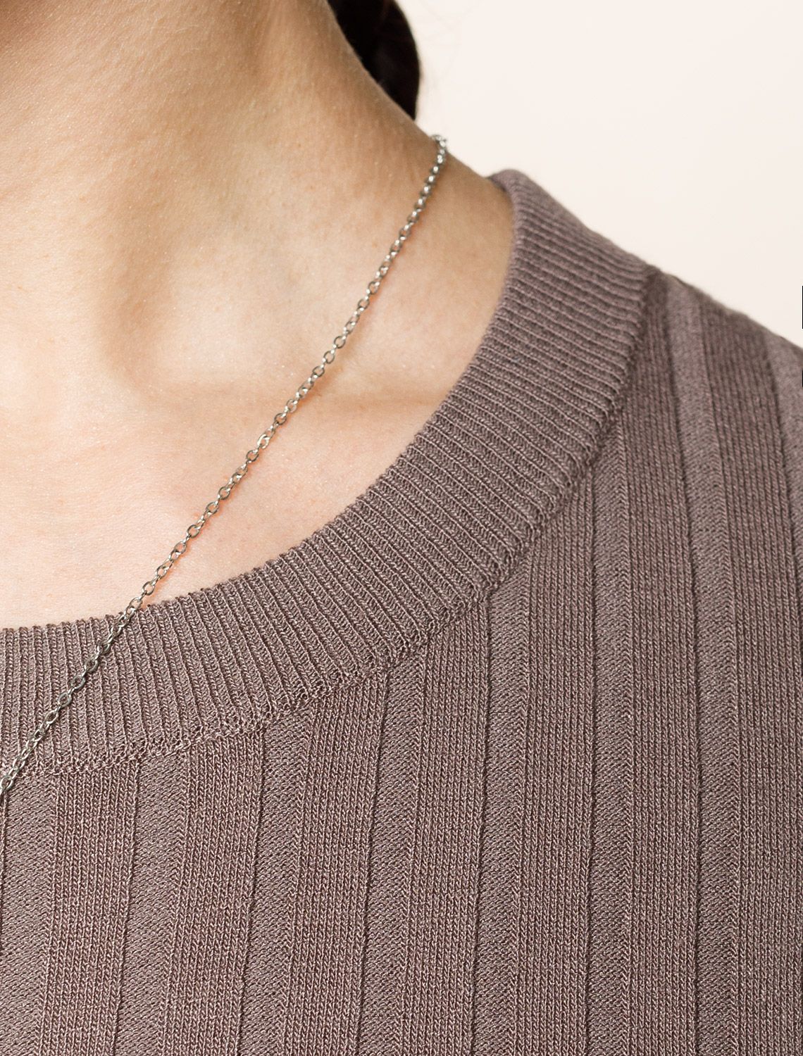 Джемпер тонкой вязки из вискозы с нейлоном D39.318 кофейный