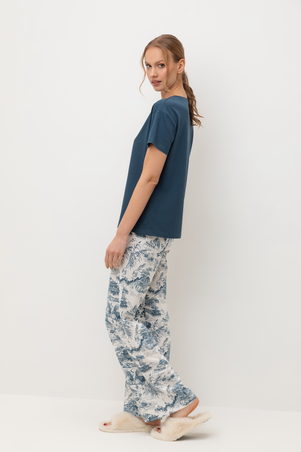 VN Пижама Е 20186 синий орион, японский сад VN