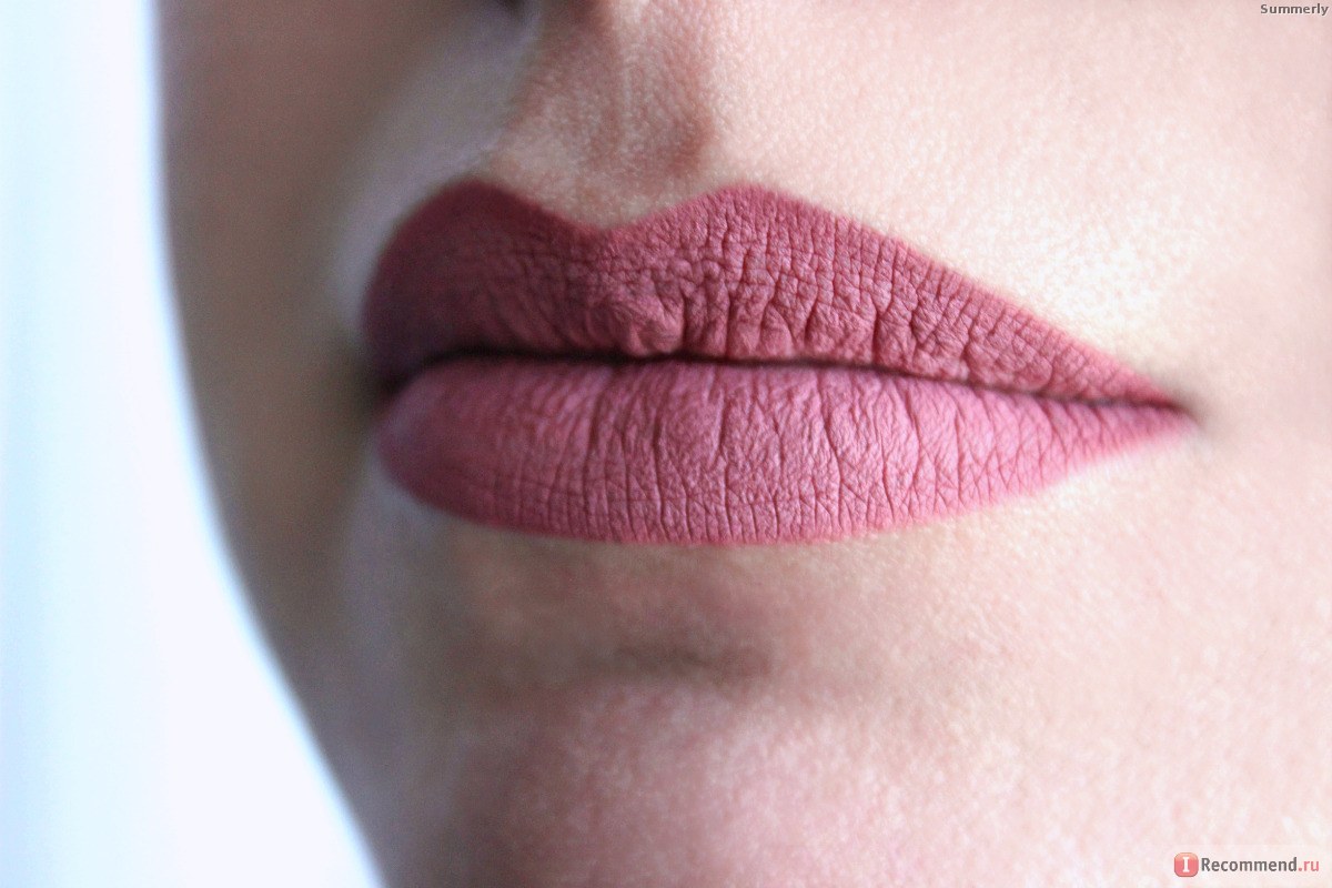 Карандаш для губ. Gel Lip Liner 18 Irresistible Гелевая подводка в карандаше для губ (цв.натурально-розовый)