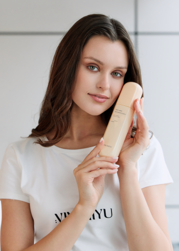333 р.  475 р.  [VIVIMIYU] АНТИВОЗРАСТНАЯ ЛИНЕЙКА Тонер для лица Anti-Wrinkle Essence Toner, 130 мл