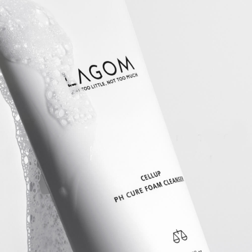 LAGOM/ Увлажняющая слабокислотная пенка для умывания Lagom Cellup Ph Cure Foam Cleanser 120 мл.