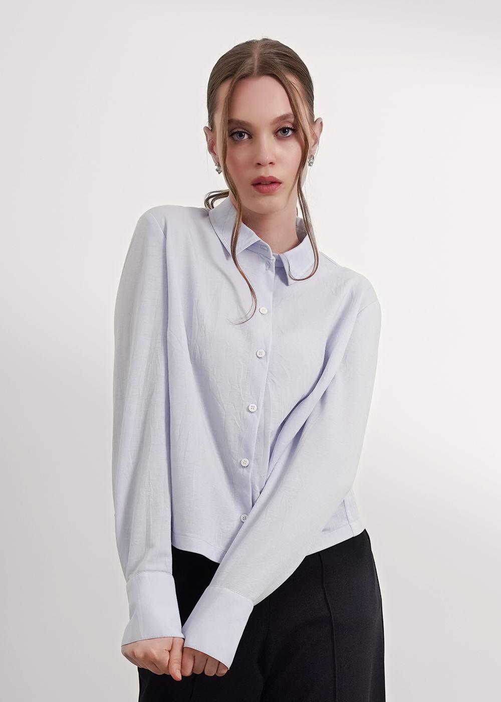 Ст.цена 1650р CLE 156977/181кж Рубашка женская 156977/181кж голубой