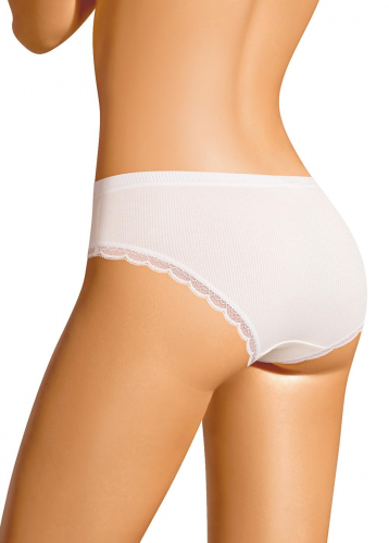 CLE B025 Трусы женские бикини B025 молочный