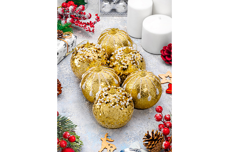 Набор 6 новогодних шаров 8*8 см