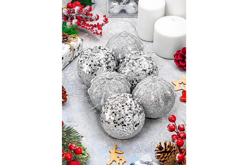 Набор 6 новогодних шаров 8*8 см