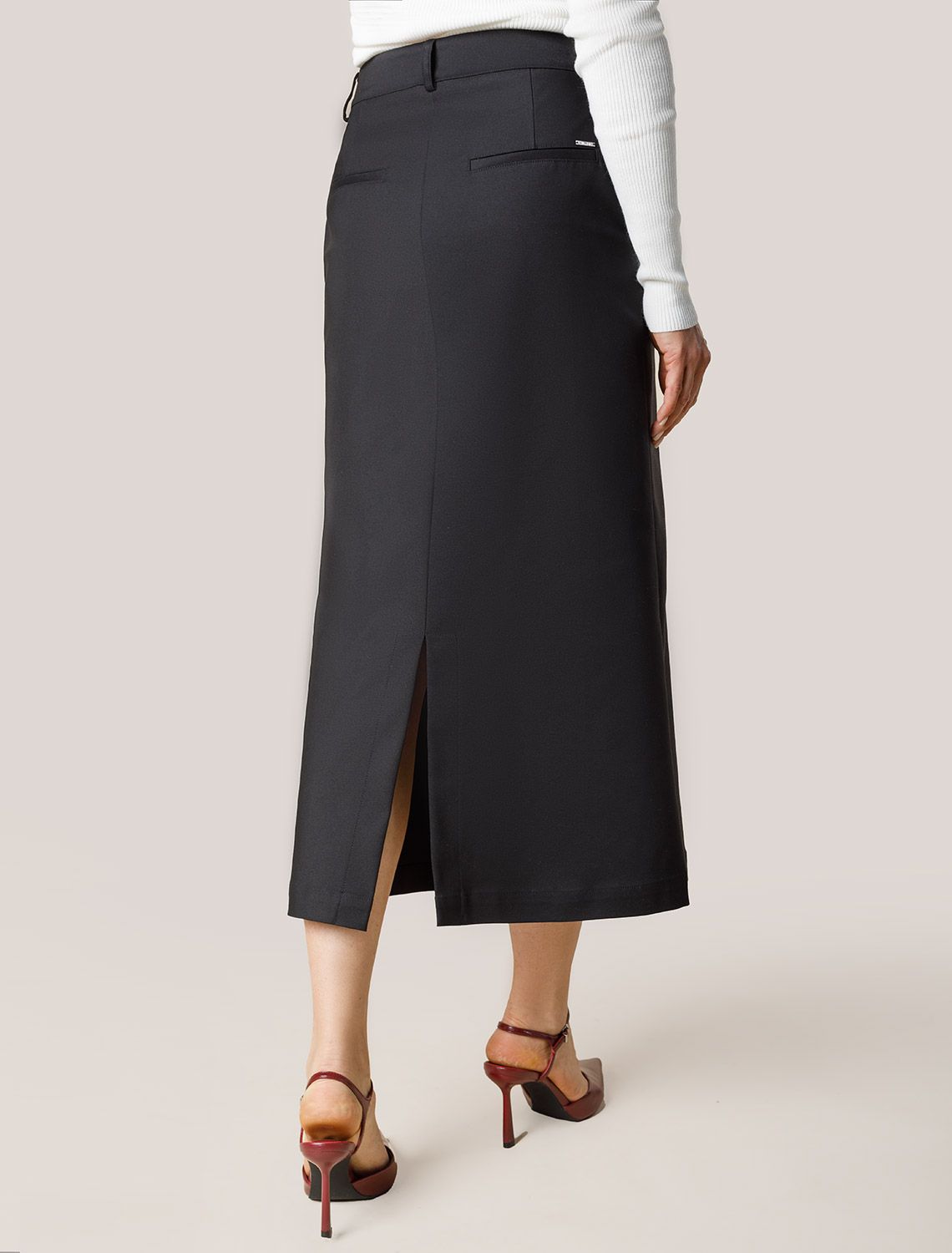 Юбка из плотной эластичной ткани из хлопка с нейлоном D26.201 черный